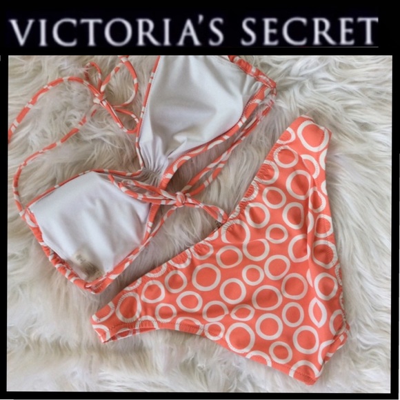 VIctoria’s Secret Circle Bikini - Picture 2 of 6